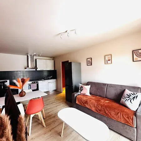 Le Terracotta Lounge T2 Moderne A 2 Pas De La Gare *