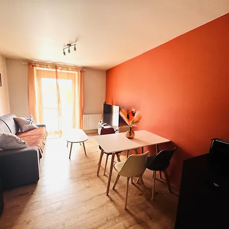 アパート Le Terracotta Lounge T2 Moderne A 2 Pas De La Gare ベルガルド・シュル・ヴァルスリーヌ